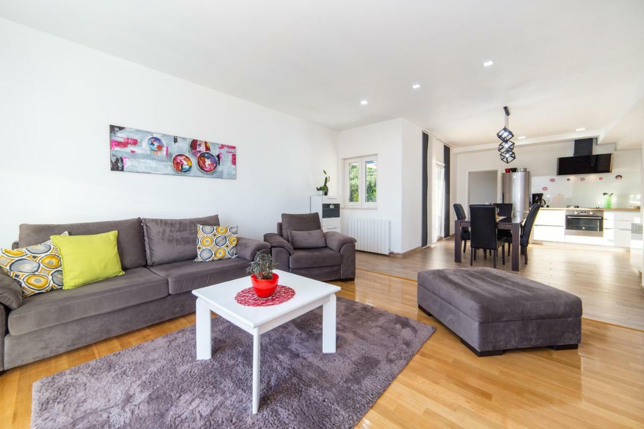 Apartments Mateljak غراداك المظهر الخارجي الصورة